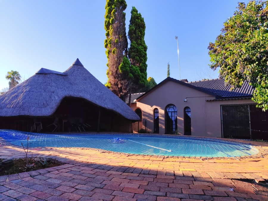 5 Bedroom Property for Sale in Doringkruin North West